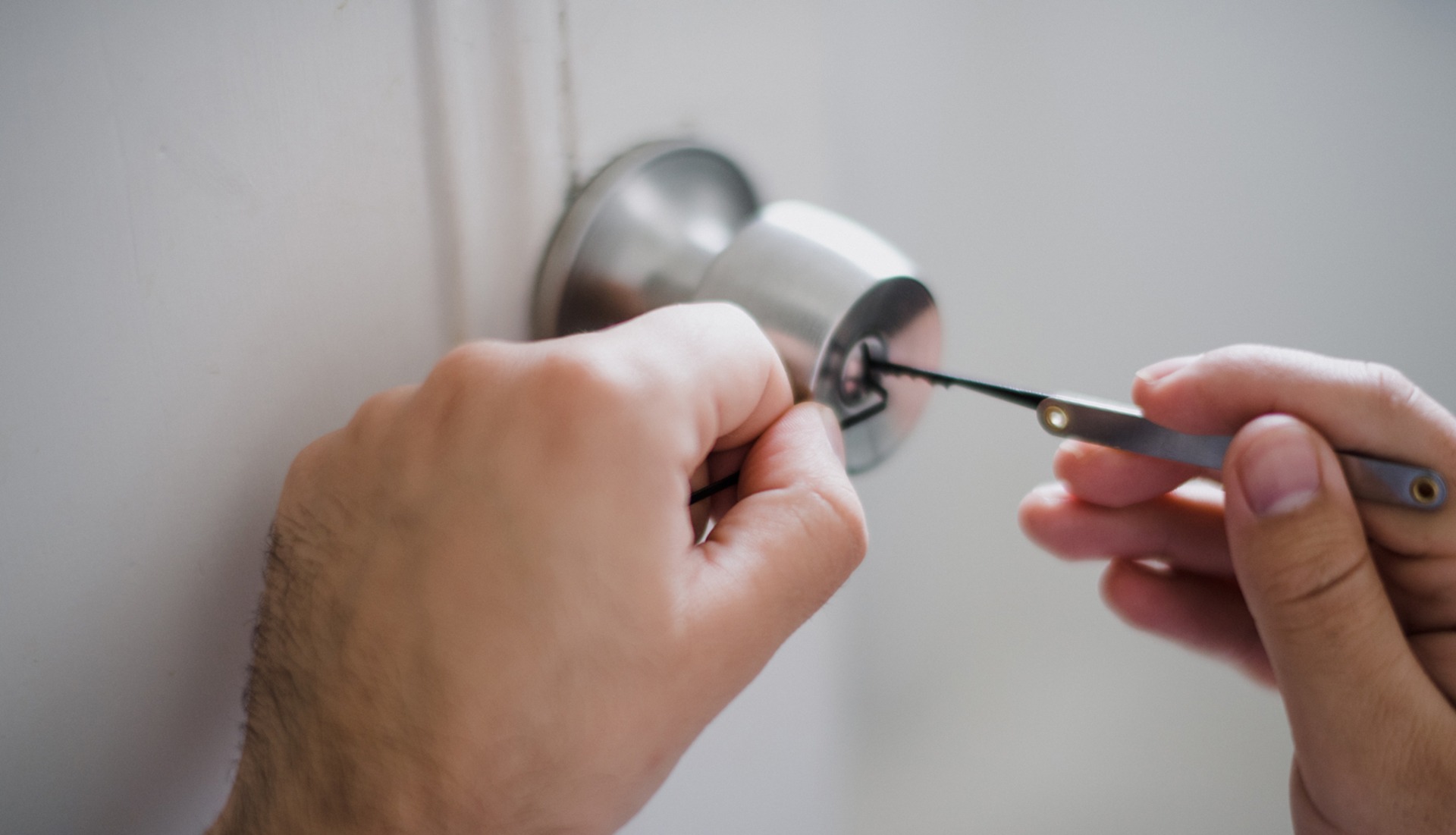 24 hour locksmith service